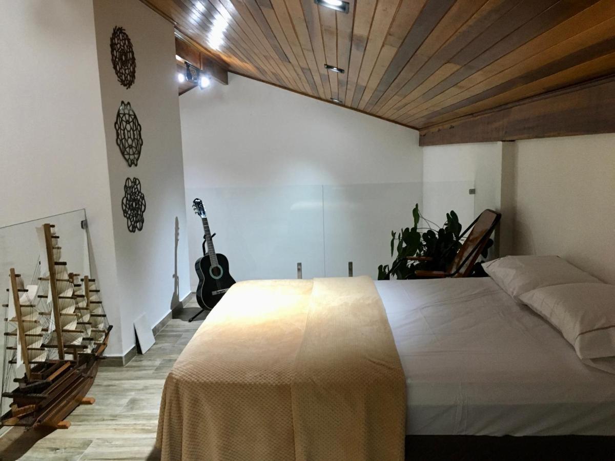 Casa De Campo Com Piscina 재구아리아이바 외부 사진